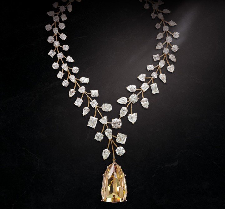 10 Most Expensive Pieces Of Jewelry In The World