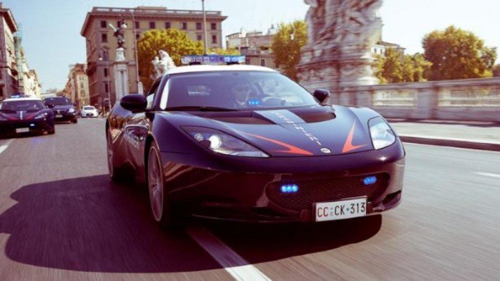 Lotus Evora S Police Car