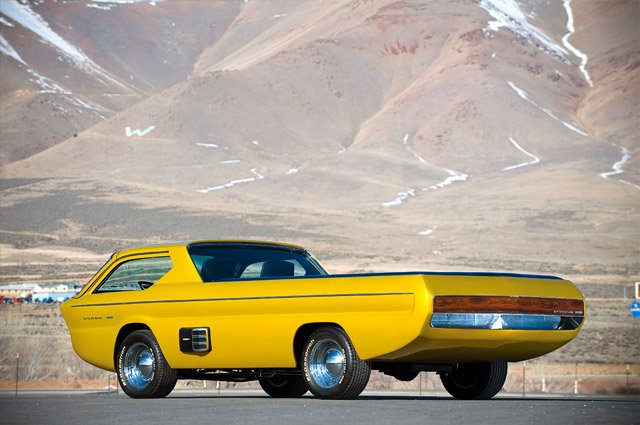 Dodge Deora